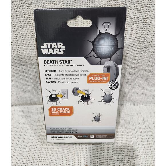 Star Wars Death Star 3D Plug-In Night Light Disney LED Auto On/Off - Picture 2 of 7